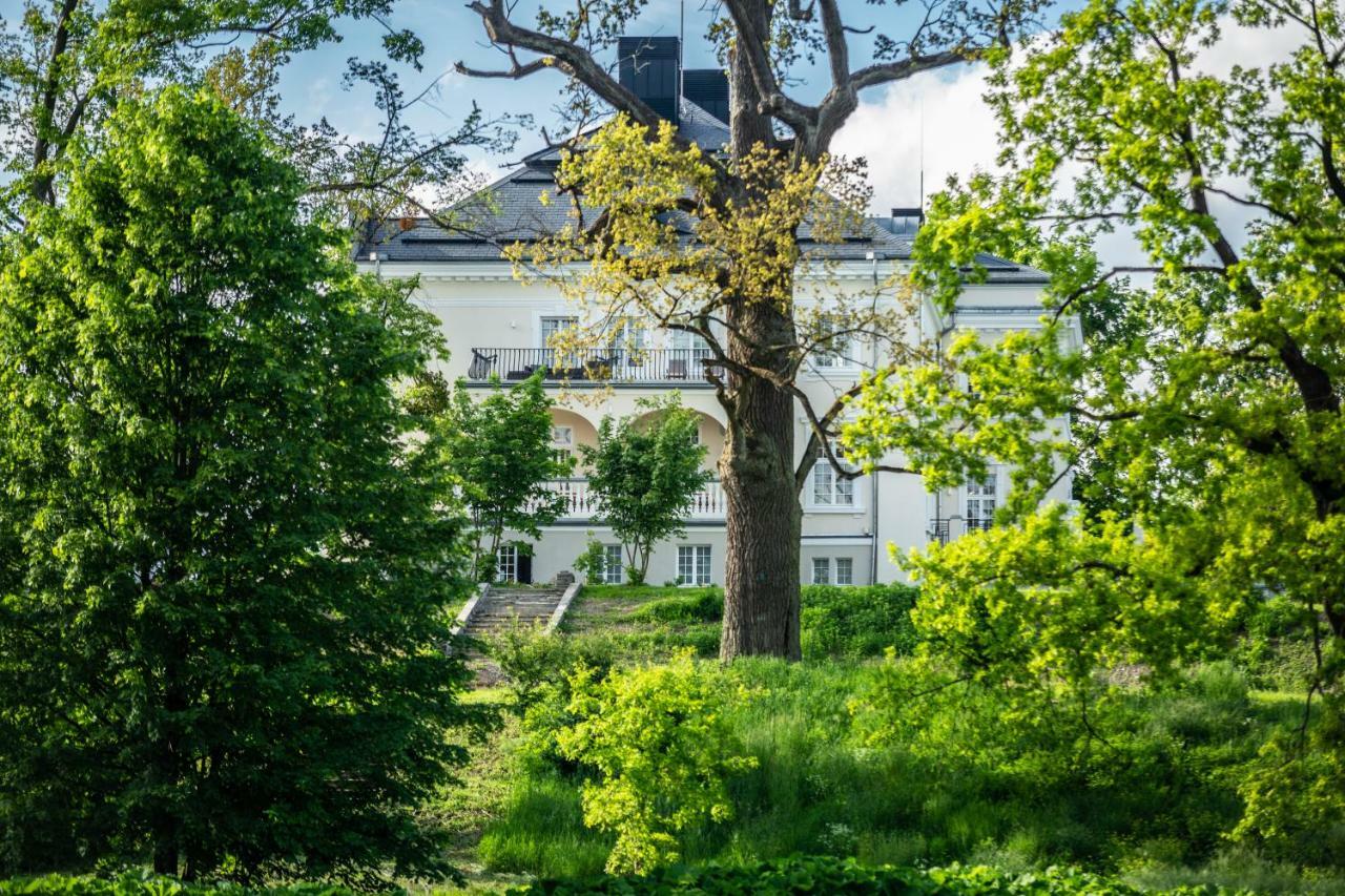 Palac Komierowo Hotel Sępólno Krajeńskie Exterior foto