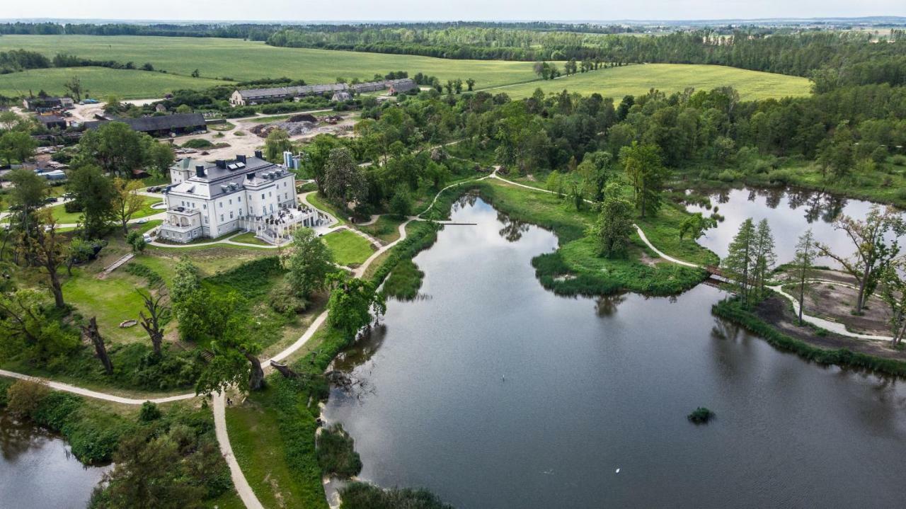 Palac Komierowo Hotel Sępólno Krajeńskie Exterior foto