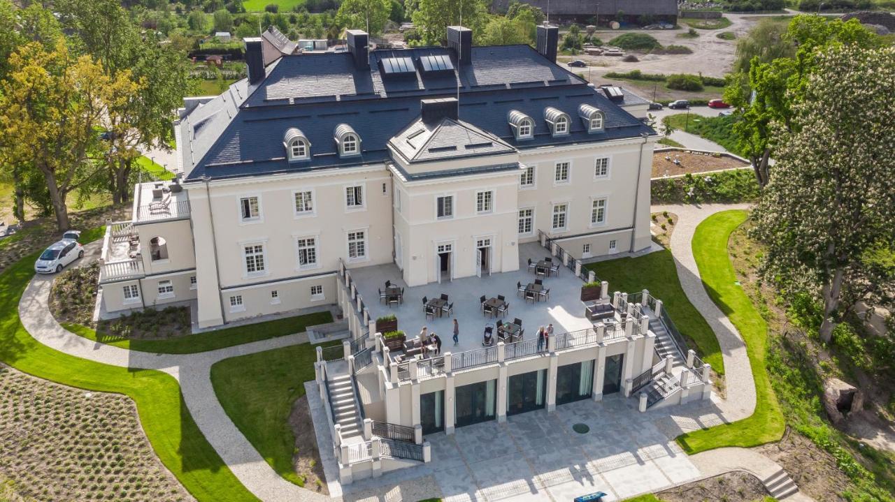 Palac Komierowo Sepolno Krajenskie Exterior foto